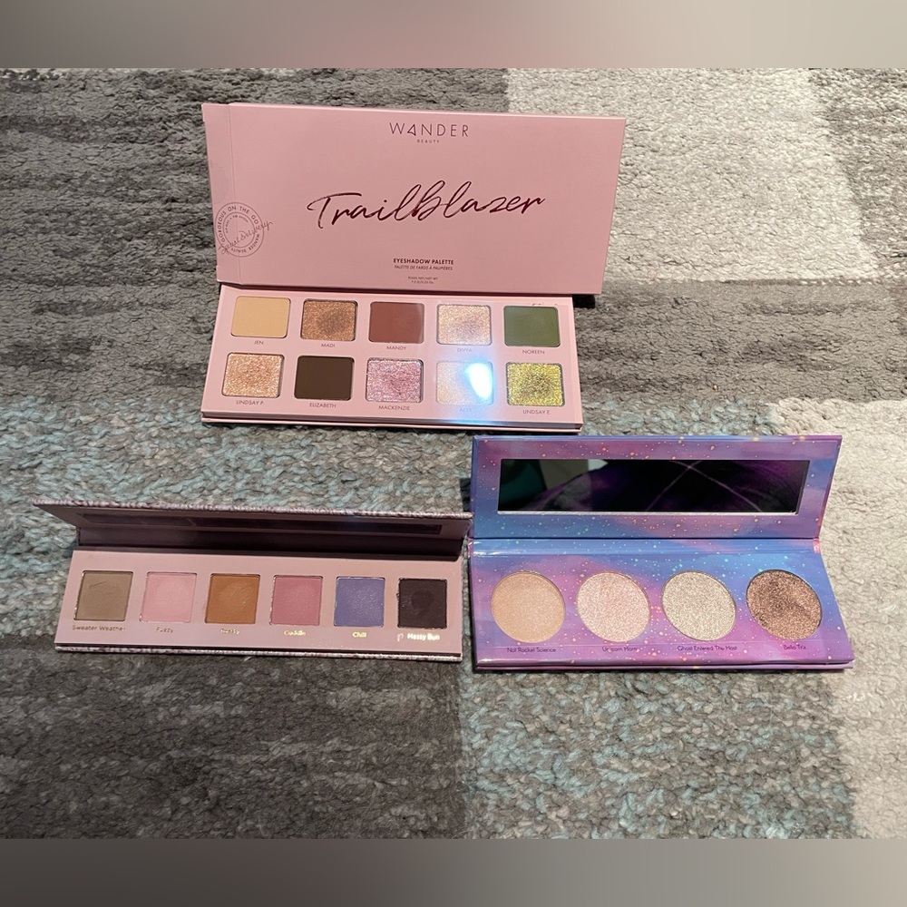 Eyeshadow Palettes- Multi-Color - Picture 2 of 5